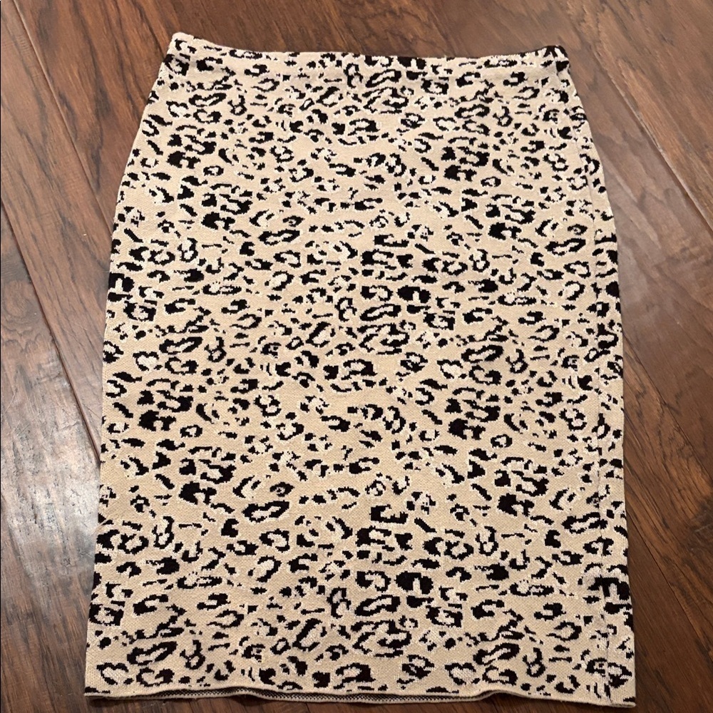 RACHEL Rachel Roy Leopard Print Pencil Skir - Picture 2 of 3